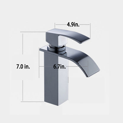 Single Hole Single-Handle Bathroom Faucet in Dark Bronze-M109B