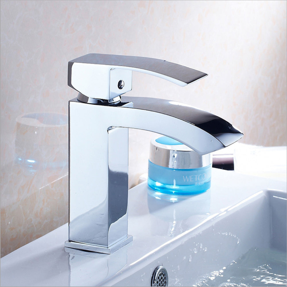 Modern Single Hole Single-Handle Bathroom Faucet in Chrome M111