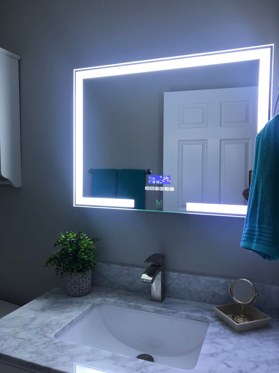 Bluetooth Rectangle LED Wall Mirror-6202B-LED